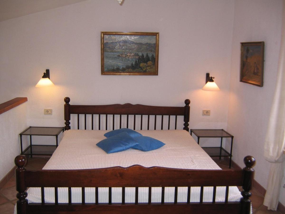 Studio-Appartment In Landhaus Mit Meerblick Porto Azzurro Εξωτερικό φωτογραφία