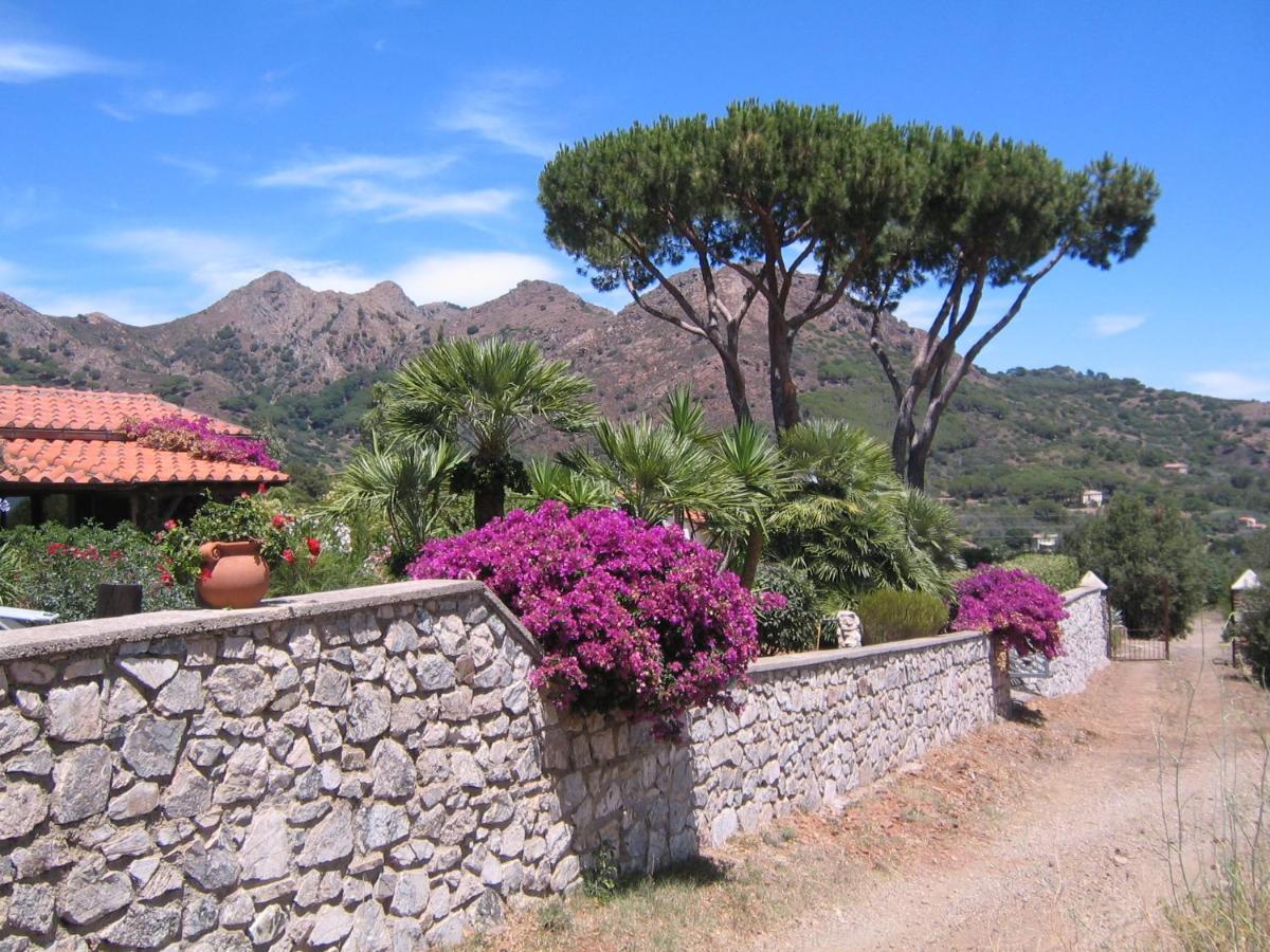 Studio-Appartment In Landhaus Mit Meerblick Porto Azzurro Εξωτερικό φωτογραφία