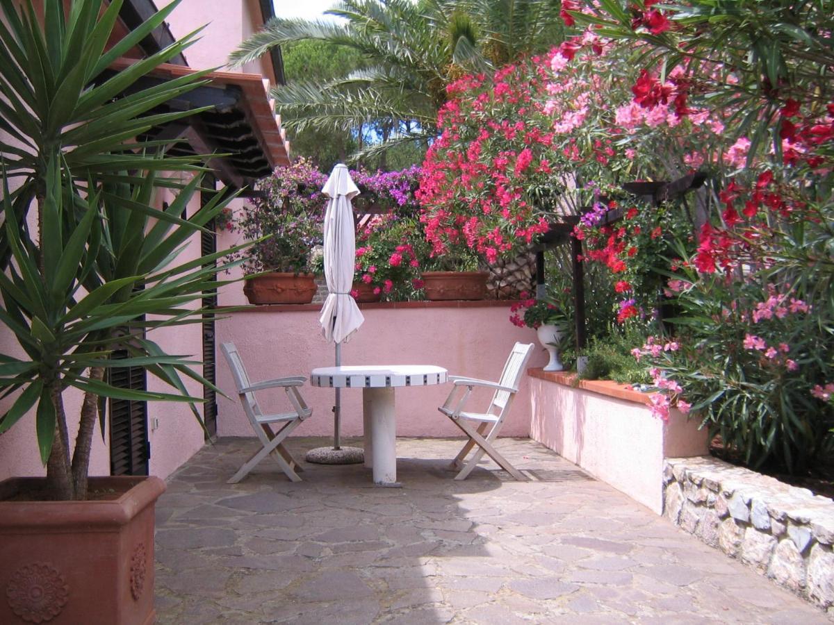 Studio-Appartment In Landhaus Mit Meerblick Porto Azzurro Εξωτερικό φωτογραφία